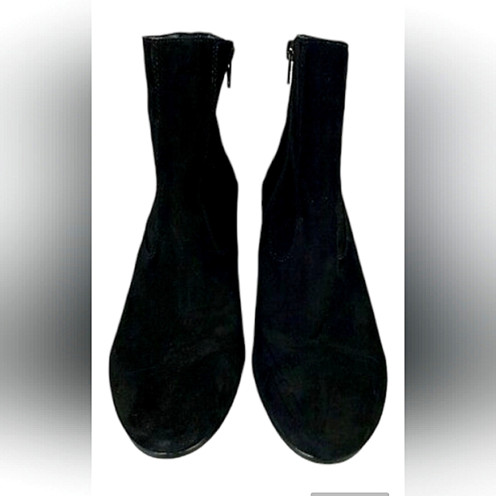 LUCKY BRAND BLACK SUEDE ANKLE BOOTS NIB - Picture 2 of 6